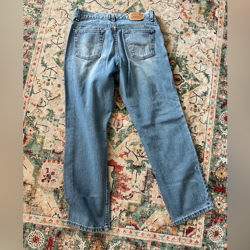 Vintage Levi's Light Blue Straight Jeans with Distressed Details gorgeous wash - Picture 4 of 5